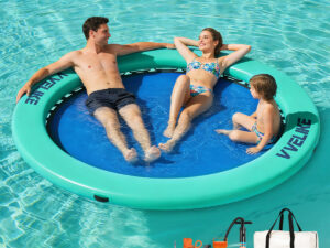 Easy to deflate the inflatable water hammock