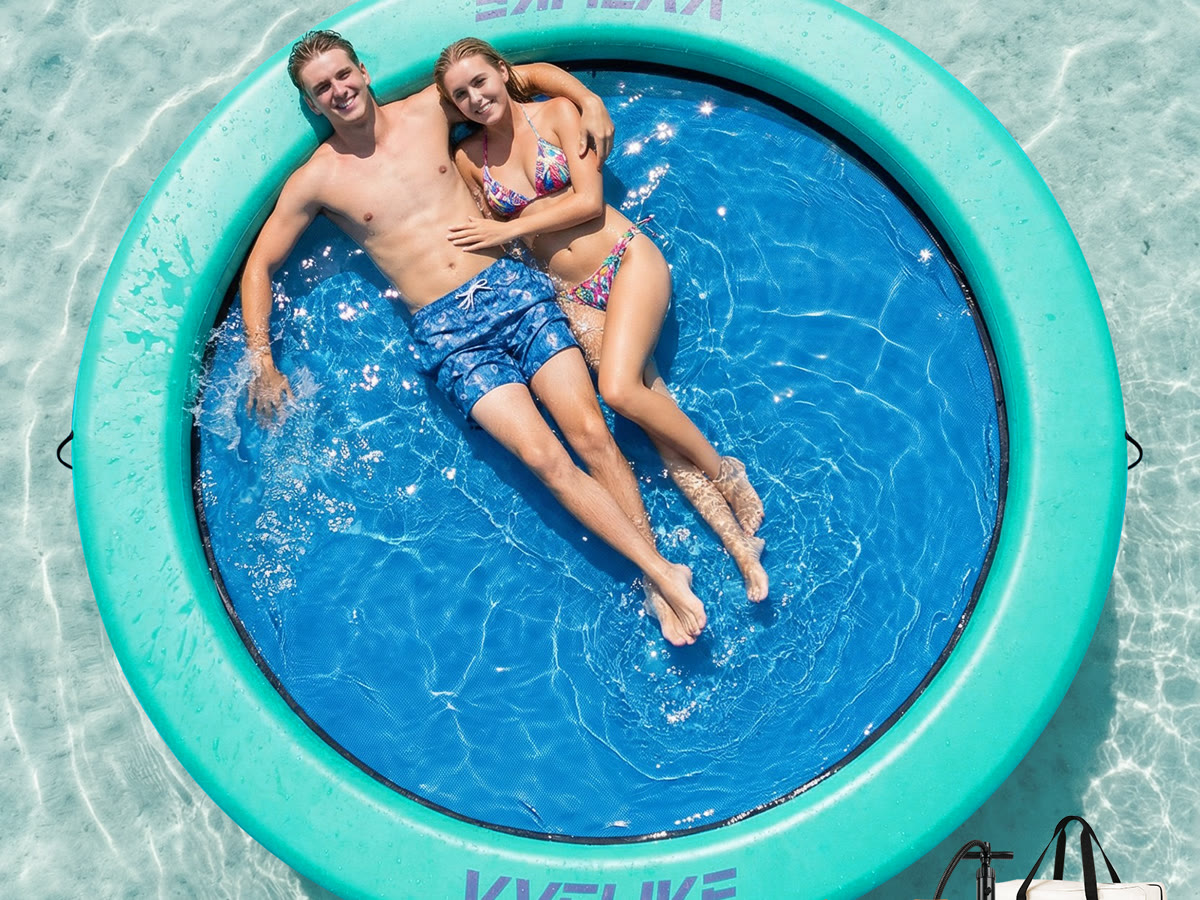Easy to inflate the water hammock and package